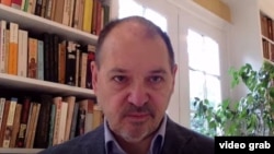 ადრიან კარატნიცკი, კვლევითი ცენტრ „ატლანტიკ ქაუნსილის“ უფროსი მეცნიერ-თანამშრომელი