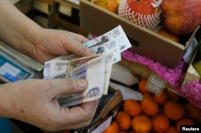 Орыс анальный порно жетілген әйелдермен онлайн көру Мас күйде ұйықтап жатқан қыздардың порносы