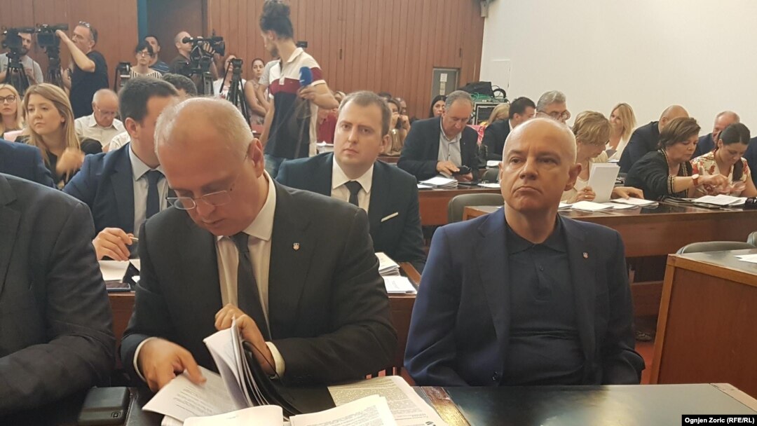 Zamenik gradonačelnika Goran Vesić i gradonačelnik Zoran Radojičić na sednici skupštine grada Beograda, 25. jul 2019.