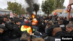 Police charge to unblock the entrance of the Grandpuits oil refinery southeast of Paris