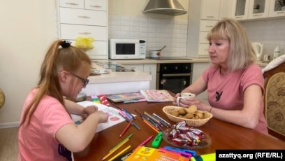 Вафли жасаушылардың үйдегі фотосуреттері