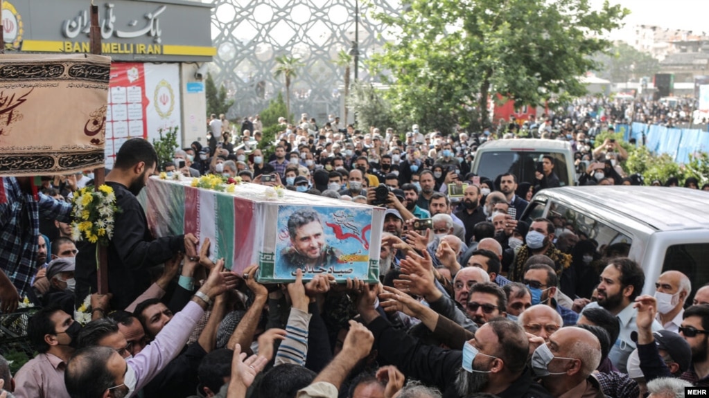 تشییع جنازه صیاد خدایی در تهران