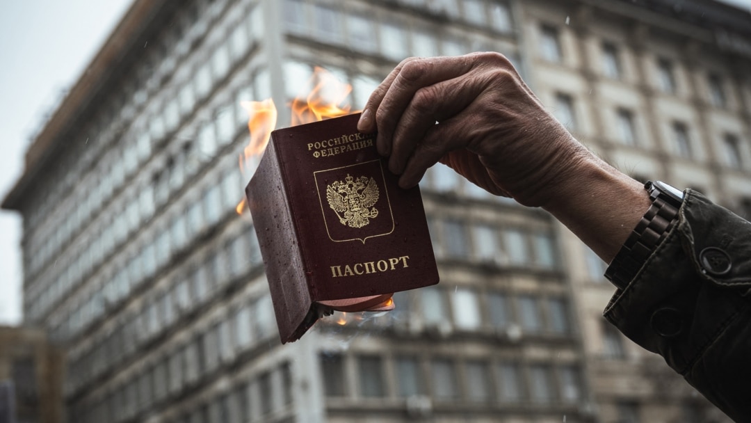 Александр Гудков (Aleksandr Gudkov) биография, фото, фильмография, спектакли. Актер, музыкант