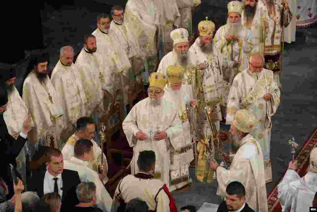 Фотографија од заедничката литургија на МПЦ-ОА и СПЦ во Скопје, 24 мај 2022