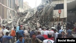 Urušavanje desetospratnice u Abadanu, Iran, 23. 5. 2022.