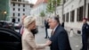 Orbán Viktor miniszterelnök fogadja Ursula von der Leyent, az Európai Bizottság elnökét a Karmelita kolostorban, ahol munkavacsora keretében tárgyaltak 2022. május 9-én