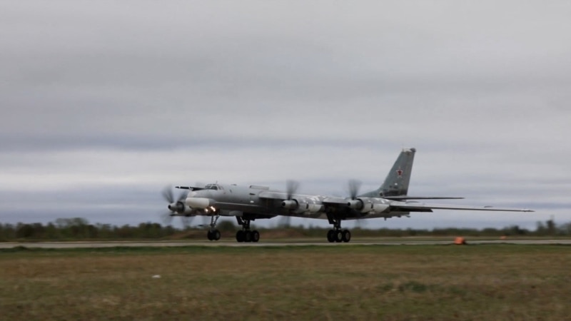 Ruski i kineski nuklearni bombarderi za ispraćaj Bidena iz Azije