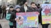 У Луганську на одній площі зібралися і прихильники, і противники Євромайдану
