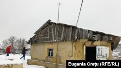 Locuința unei familii din Bahmut, Călărași, care a primit donații de încălțăminte