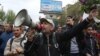 Armenia - Opposition leader Nikol Pashinian appeals to people during a demonstration in Yerevan, 13 April 2018.