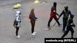 Сілавікі на менскіх вуліцах. Архіўнае фота