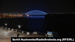 Мер Києва обіцяє завершити перший етап будівництва Подільсько-Воскресенського моста до літа 2021 року