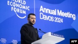 Davos, Elveția 16 ianuarie - Președintele ucrainean Volodimir Zelenski se adresează audienței de la Forumul Economic Mondial. (Fabrice COFFRINI / AFP)