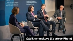 Сьвятлана Ціханоўская ў часе панэльнай дыскусіі на Мюнхэнскай канфэрэнцыі ў бясьпецы, 14 лютага 2026