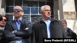 Kako je saopšteno iz Vrhovnog državnog tužilaštva, u ovom slučaju ne treba predlagati određivanje pritvora: Milan Knežević i Andrija Mandić