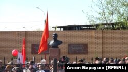 Открытие бюста Иосифу Сталину в Новосибирске, 9 мая 2019 года