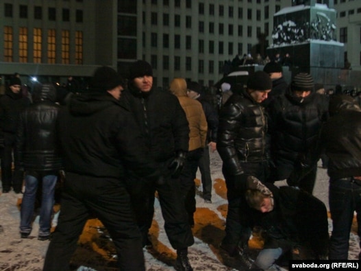 Около 200 человек задержано за участие в акции несогласия в Минске (ВИДЕО)