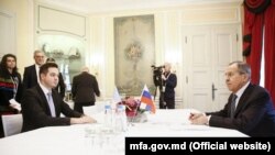 Tudor Ulianovschi la o întrevedere cu omologul său rus Sergei Lavrov, la Conferința de Securitate de la Munchen, 17 februarie 2018