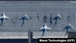 Ілюстраційне фото. Аеродром стратегічної авіації Росії в місті Енгельсі Саратовської області, який, як повідомили, був атакований українським дроном. Супутниковий знімок компанії Maxar Technologies, датований 3 грудням 2022 року