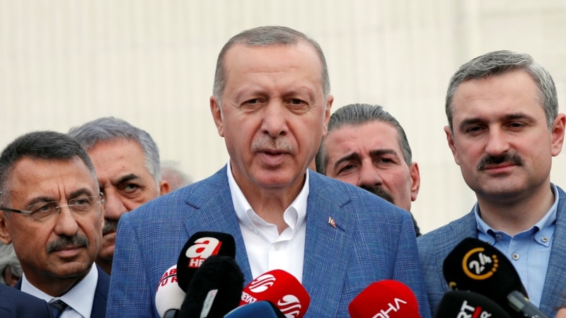 Erdogan Says Hopes To Persuade Trump To Back Off S-400 Punishment