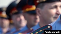 Ukraine -- policya, 25Mar2014