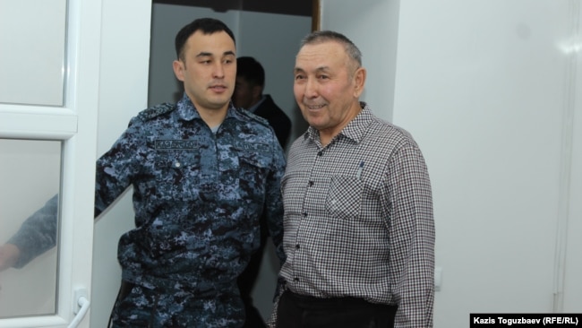 Подсудимый 68-летний Болатхан Жунусов в зале судебного заседания по делу об «участии в деятельности запрещенного судом объединения». Талдыкорган, 16 сентября 2019 года.