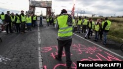 Акция протеста "жёлтых жилетов" на юге Франции, декабрь 2018 года 