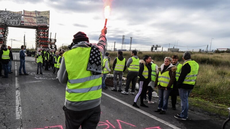 U Briselu privedeno 400 ljudi na protestu belgijskih Žutih prsluka