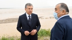 Мирзиëев Сангинов билан Сардобада, май, 2020 йил.