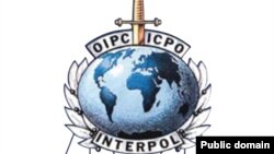 Интерпол логотипи.