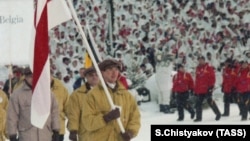 Беларуская каманда на цырымоніі адкрыцьця Алімпіяды-1994 у Лілегамэры
