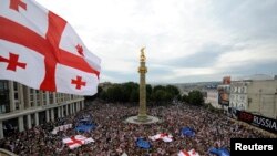 Грузия - Митинг в Тбилиси против российских военных действий, 1 сентября 2008 г. 