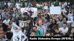 Протестите против полициска бруталност во Скопје на 10 јуни 2011 година.