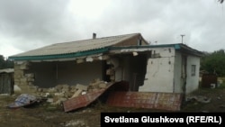 Разрушенный дом Алтын Червалиевой. Астана, 15 августа 2014 года.