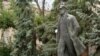 Statuia lui Lenin la Comrat