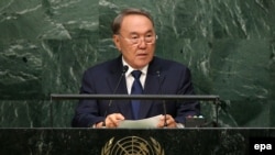 Назарбаев выступает на 70-й Ассамблее ООН. 