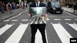 Čuvena fotografija na pješačkom prijelazu Abbey Road