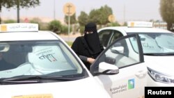 Women in Saudi Arabia now no longer have to rely on husbands, fathers, and brothers for vehicular transportation. (file photo)