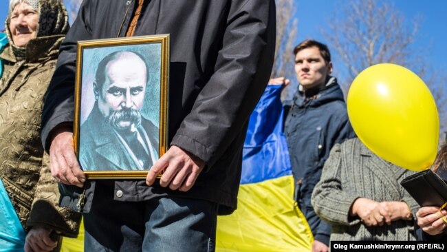 От митинга до подполья: как в Крыму отмечают день рождения Шевченко (фотогалерея)