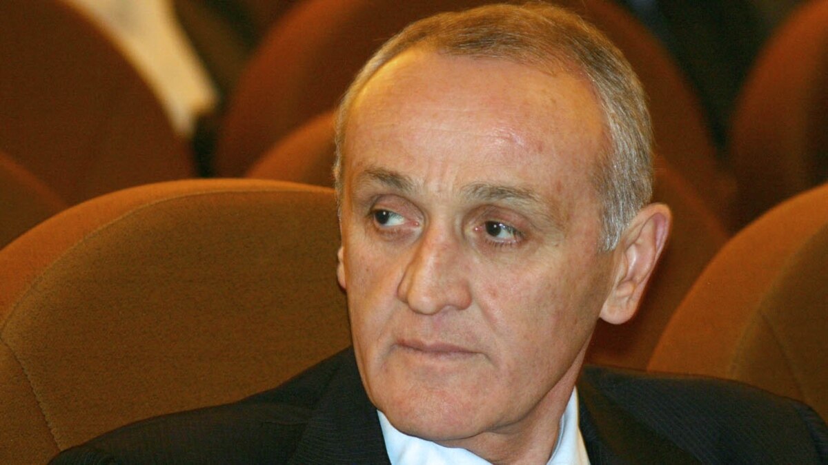На лидера Абхазии совершено покушение
