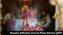 Глава Русской православной церкви патриарх Кирилл на богослужении в день Пасхи. 19 апреля 2020 года.