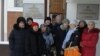Гражданские активисты у здания прокуратуры Томской области
