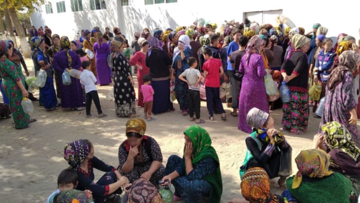 No Queues, No Problem? Turkmen Officials Eyeing End Of Two-Tier Food System - Vimarsana News