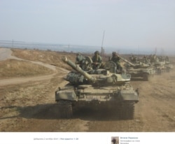 Скріншот спільноти «Інформнапалм» зі сторінки російського військового Віталія Маракасова, який постив фото танку Т-90 на Донбасі у 2014 році