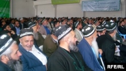 На конференции в Душанбе, посвященной Имаму Азаму Абу Ханифе. 18 апреля 2009 года.