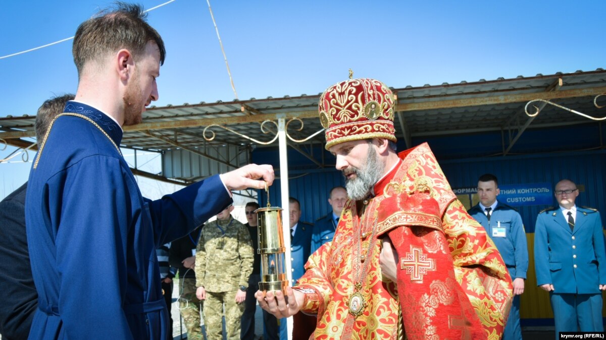Плакат на год девочки своими руками Парламент Каталонии проголосовал за отделение от Испании