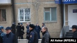 Суд по делу о вооруженных нападениях в Актобе, которые были совершены 5 июня. Актобе, 18 октября 2016 года.