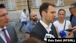 Smanjivanje političkih prava građana: Zvonimir Troskot i Dominik Knezović
