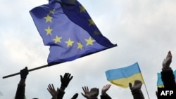 Ілюстраційне фото. Прапор ЄС під час Євромайдану у Львові, грудень 2013 року