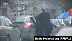 Антон Геращенко запевняє, що послуги водія не оплачує